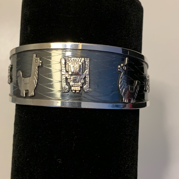 Vintage Peruvian storyteller Sterling Cuff! - Picture 1 of 9